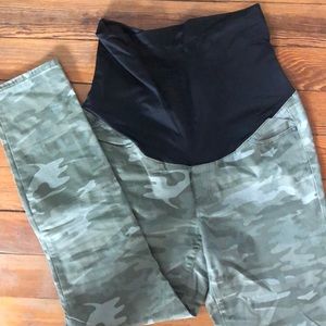LOFT Maternity Skinny Camouflage Pants